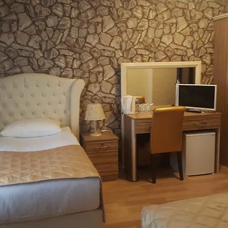 Zarina Butik Hotel *