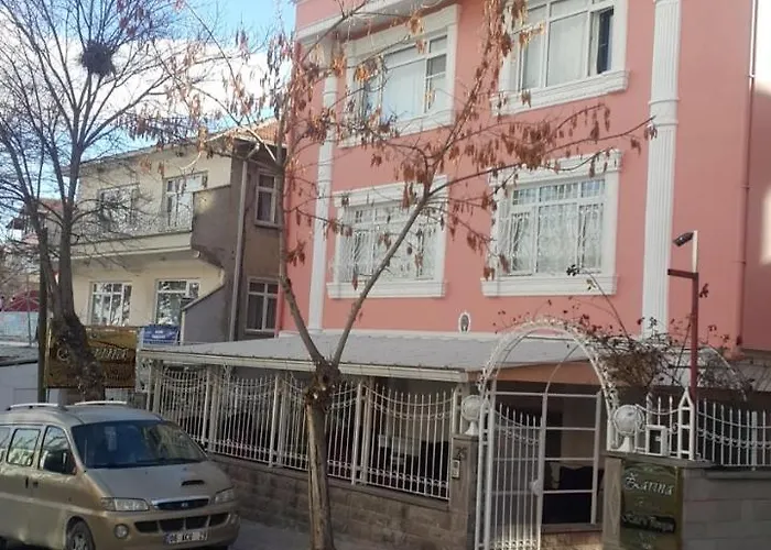 Zarına Butık Otel *